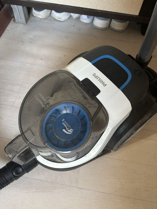 Пылесос сатылады