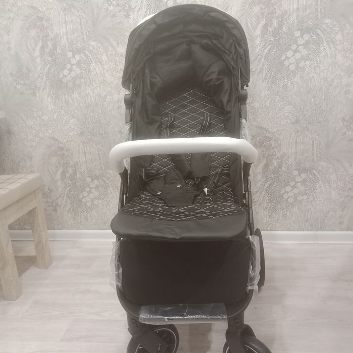 Коляска детская прогулочная