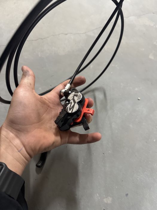 Продавам Shimano Saint (задна)И клипсве Ново shimano