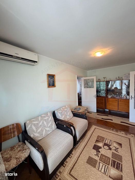 Vanzare apartament cu 4 camere in Micro 13, etaj 3, pret 65 000 euro