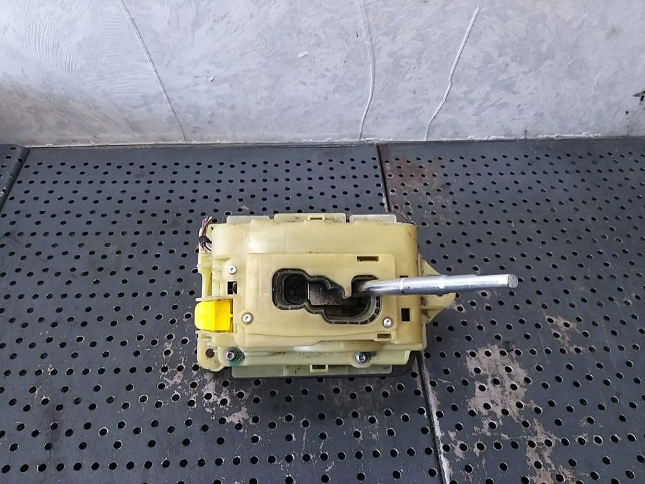 Timonerie selector cutie automata mercedes c class w204 a2042673724q02