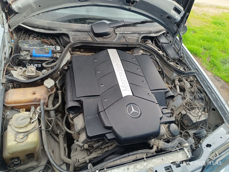 Мерседес Benz w124