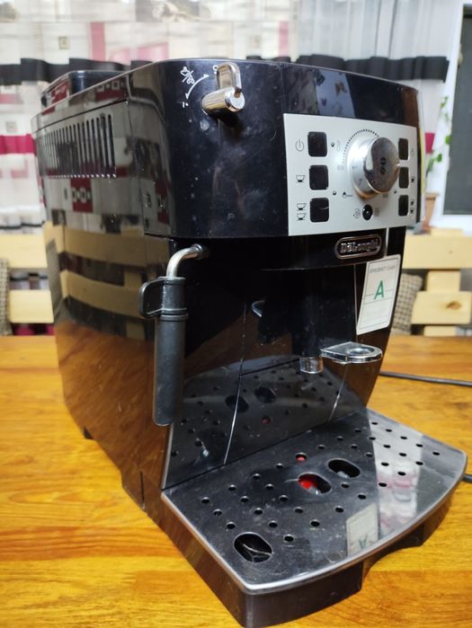 Кофемашина DeLonghi