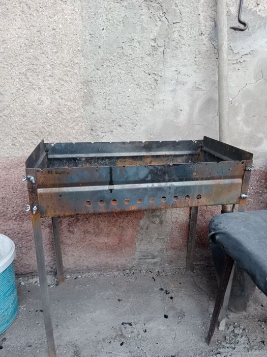 Мангал с 10 шампурами