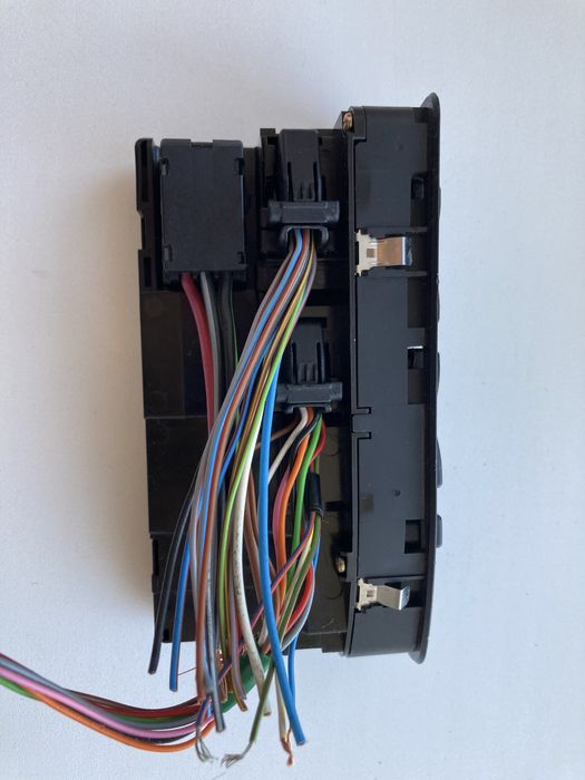 Блок стеклоподъемников БМВ