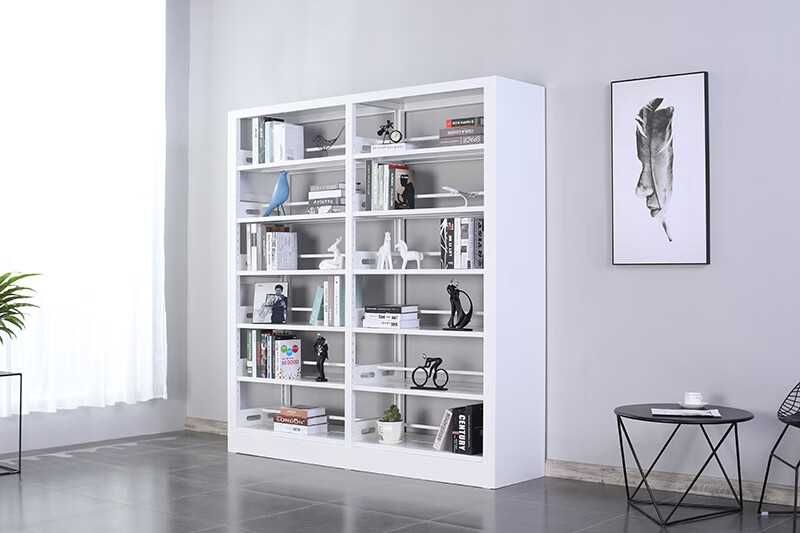 Металлический книжный стеллаж / Temir kitob stellaji javolari bilan.