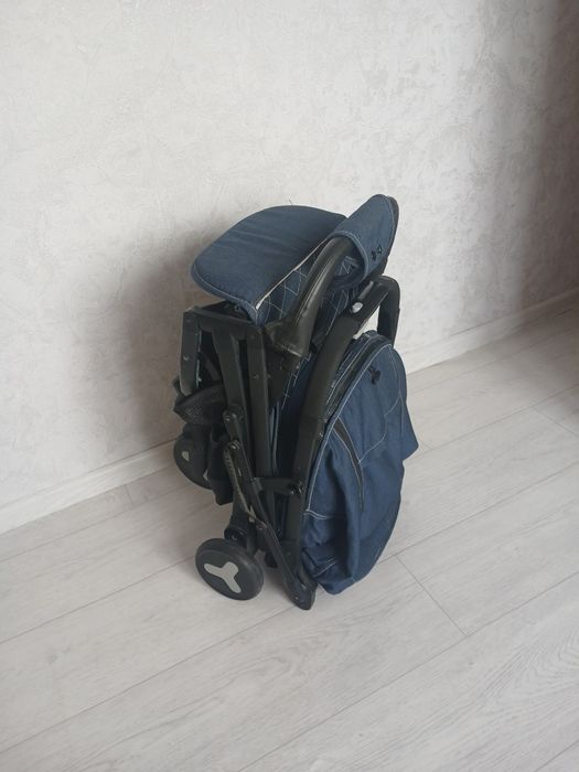 Продаю коляску отличная