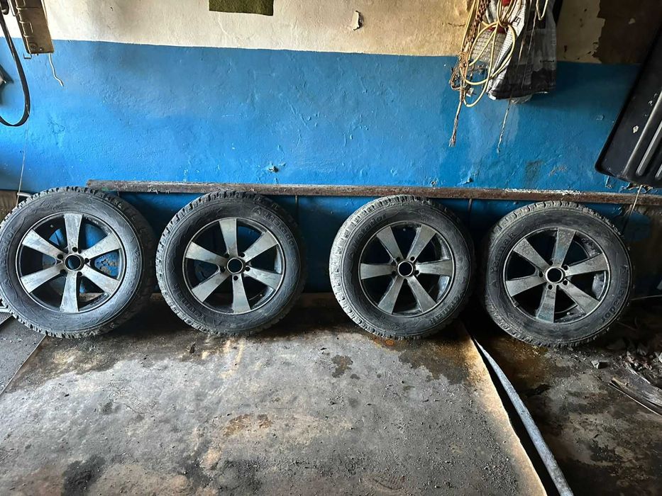 Литые диски, зимняя резина