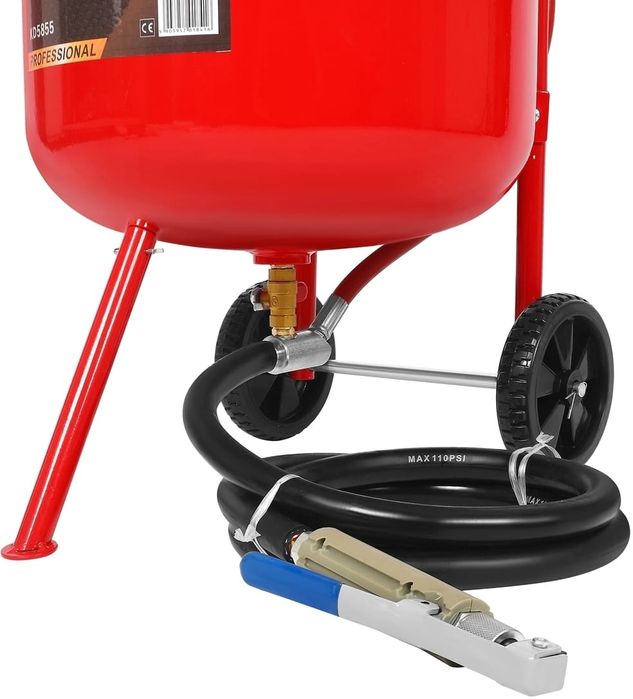 Statie de sablare profesionala cu nisip mobila 80L 400–700 l/min