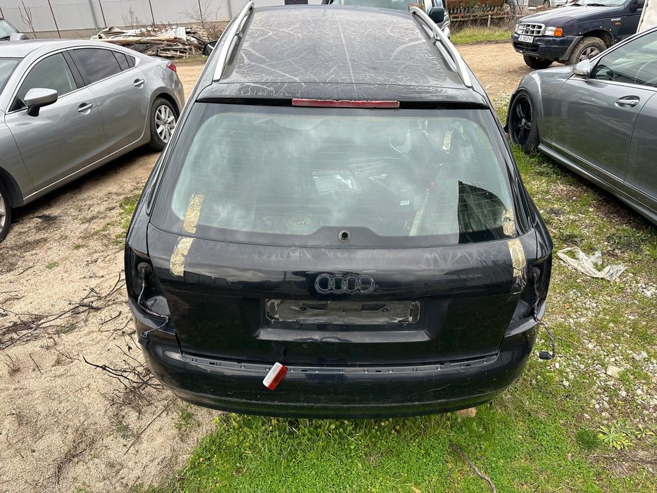 Audi A4 на части