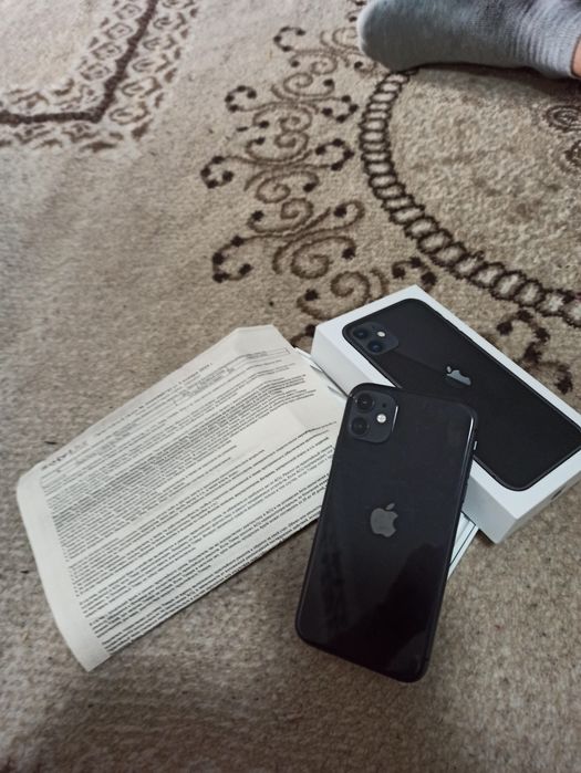 iPhone 11  память 128гб