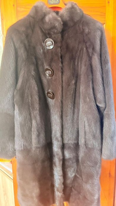 Продам шубу норкувую.