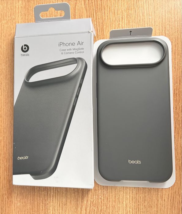 Husa Beats iPhone Air ORIGINALE