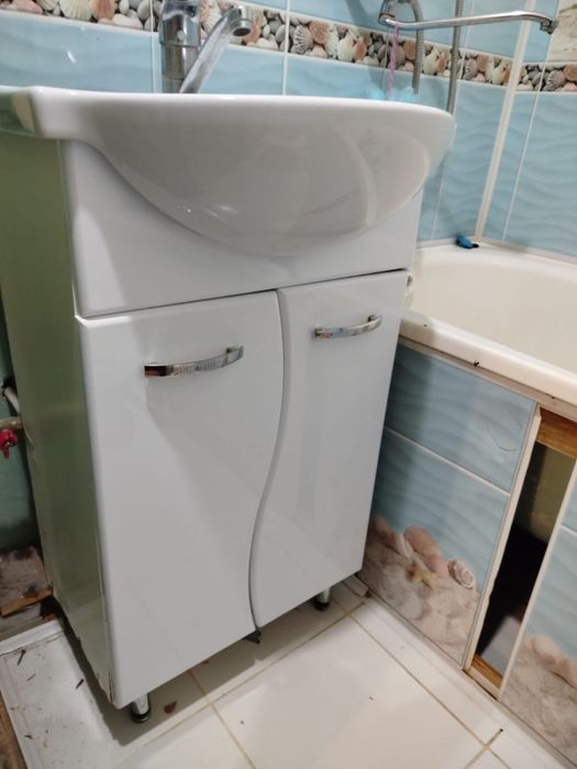 Шкафчик ванную комнату