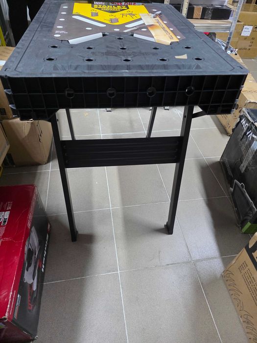 Banc de lucru pliabil STANLEY FATMAX Express - Suprafață de lucru portabilă cu capacitate de încărcare de 450 kg, compatibilă cu cleme greutate 10 kg