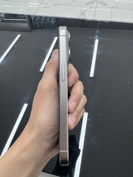 iPhone 15 pro | 256 gb | серый