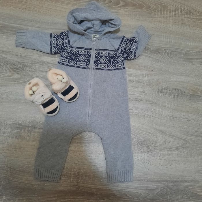 Продам комбинезон вязаный