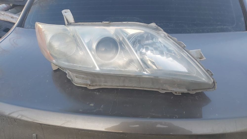 Продам фару оригинал