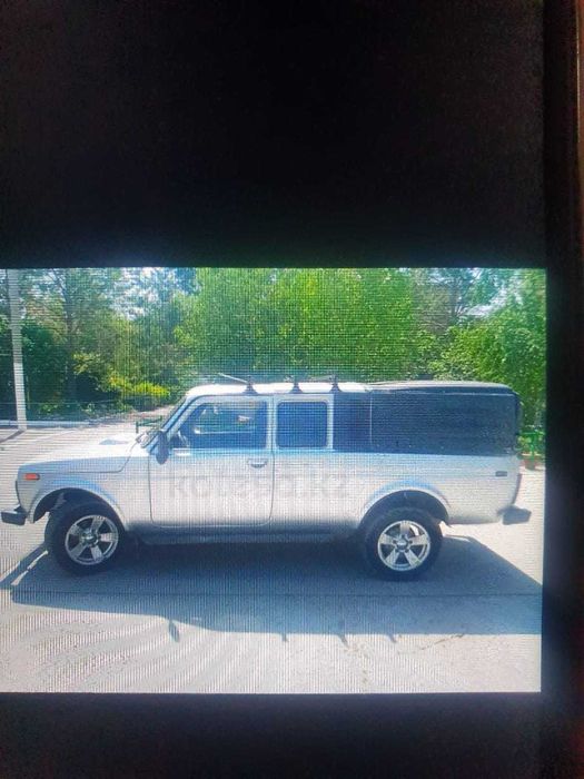 Продам ВАЗ Лада 2121 нива, 2013 год