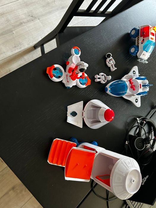 Colectia completa Astro Venture