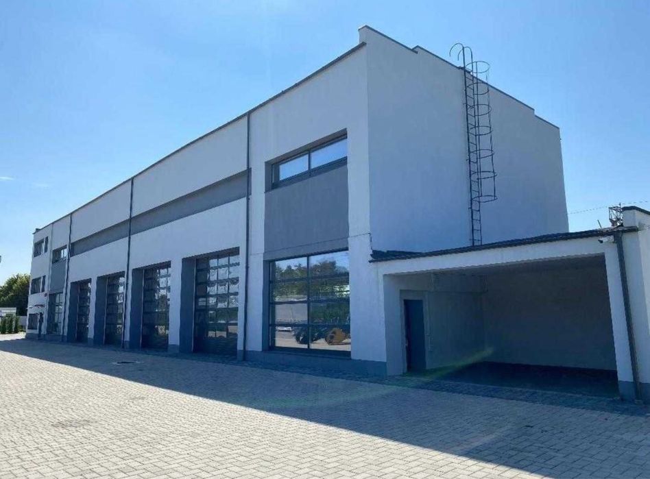 Imobil si teren / Spatiu comercial la Strada E85
