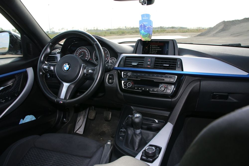 Se Vinde BMW 320D M-PAKET