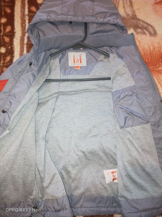 Продам куртку на мальчика