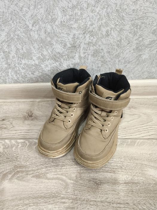 Ботинки демисезонные,30р