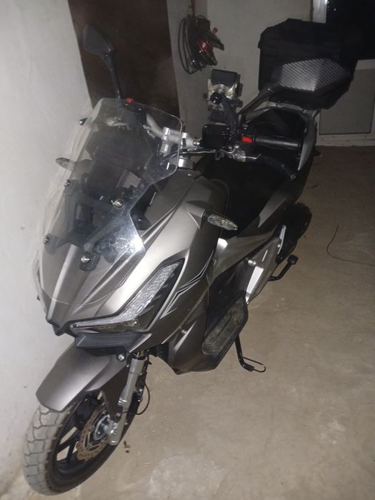 Pentro ADV 180cc
