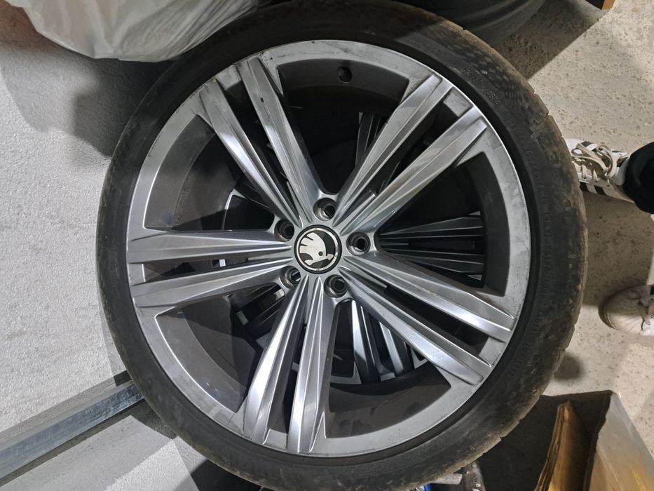 Оригинални джанти 5x112 19