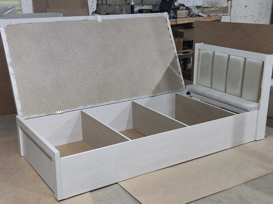 Kravat 1kishilik xolati yengidek