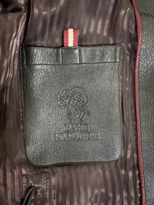 Продам кожанную куртку