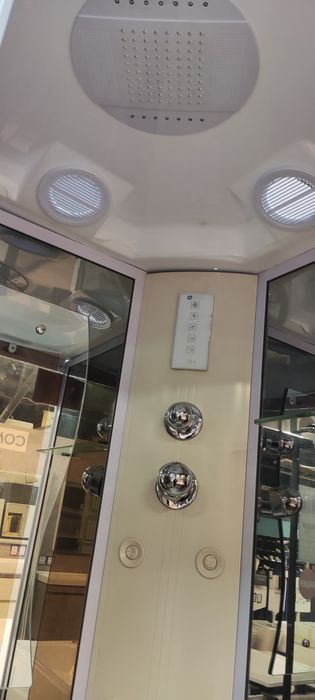 Продам корпусную душевую кабину