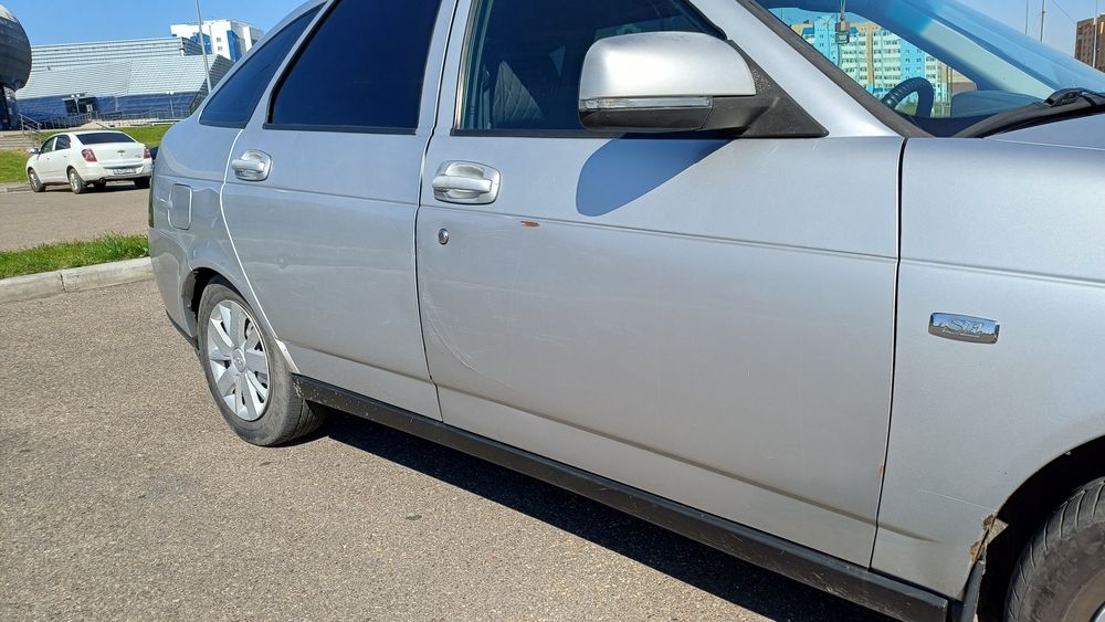 Продам Приора 2 люкс