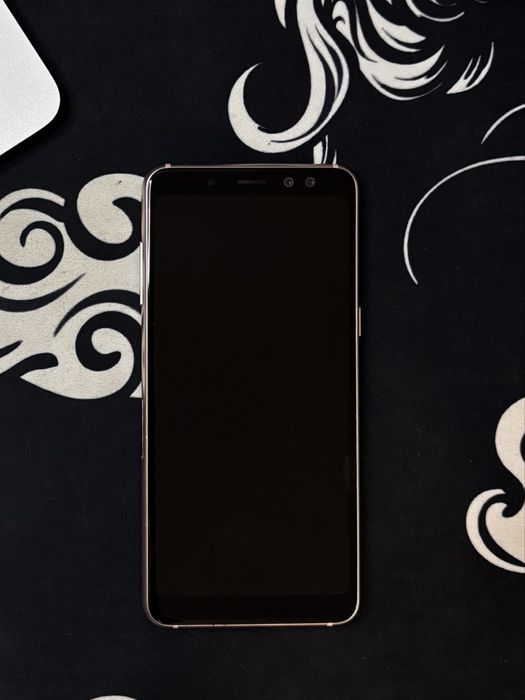 Samsung galaxy a8 (2018)