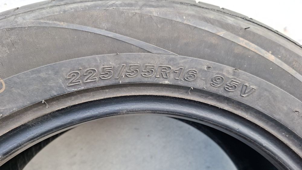 2 бр Летни гуми 225 55 16