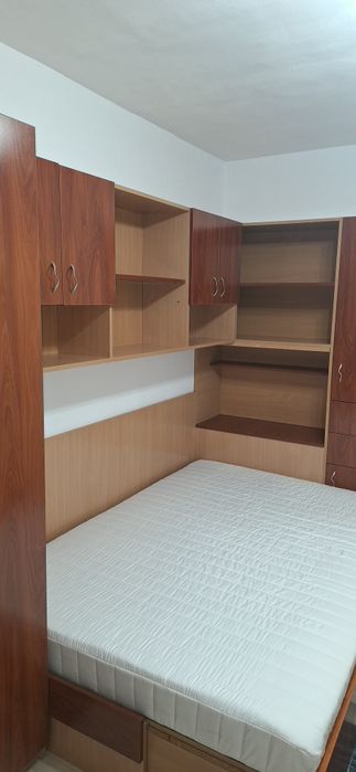 Garsoniera de închiriat.