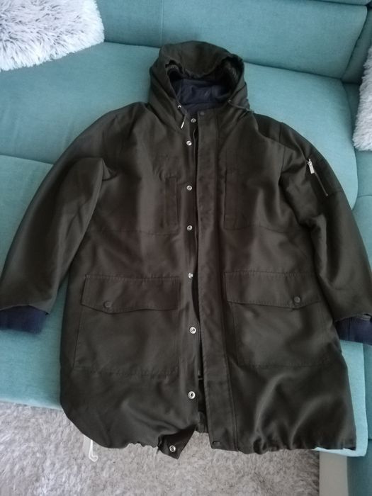 Vând geaca sport dama trei anotimpuri.