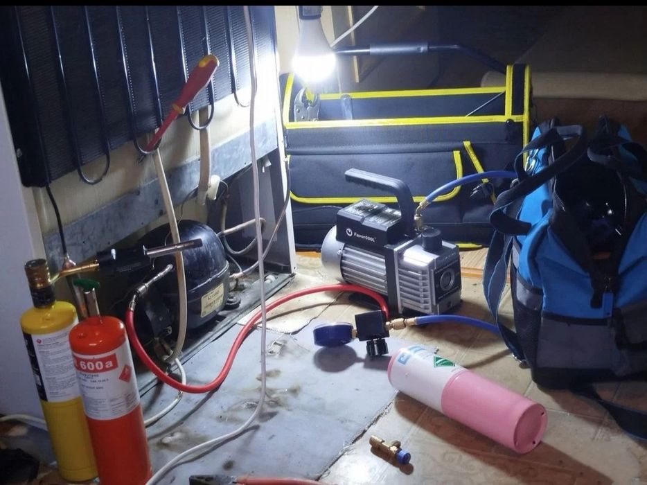 Ремонт холодильников  морозильников