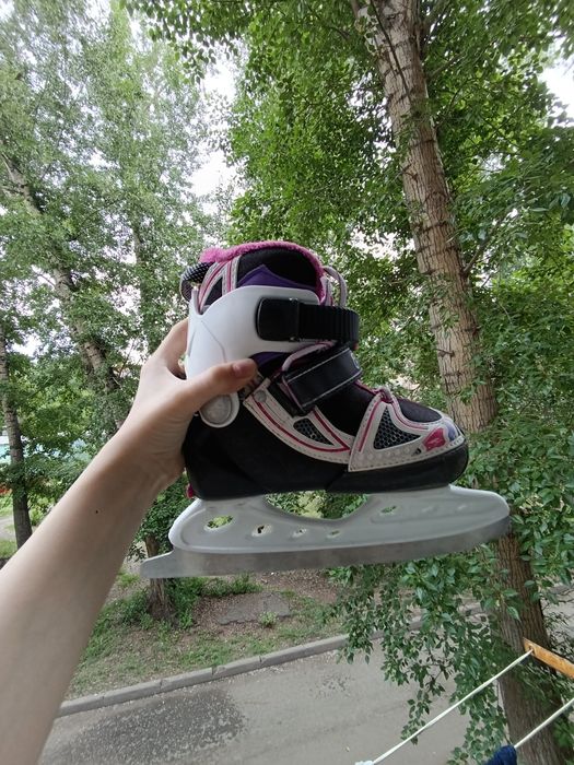 Продам детские коньки
