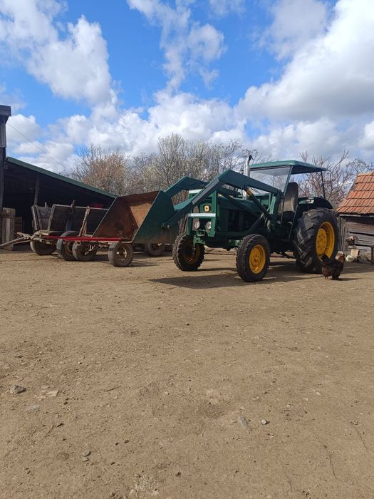 Tractor de vânzare în stare foarte buna de funcționare