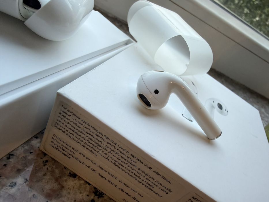 Airpods оригинал