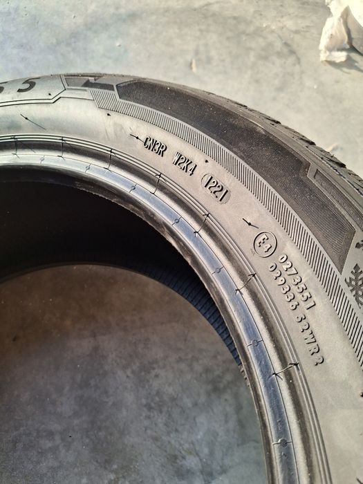2 Anvelope m+s 215 55 r17 Barum
