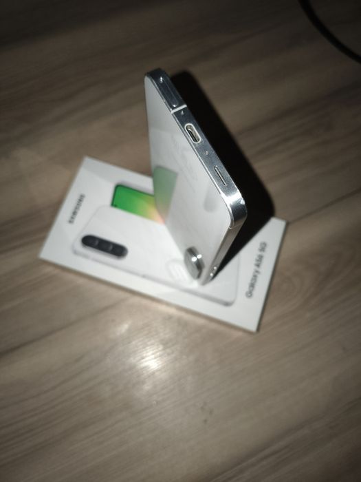 СРОЧНО Samsung A56 128/8