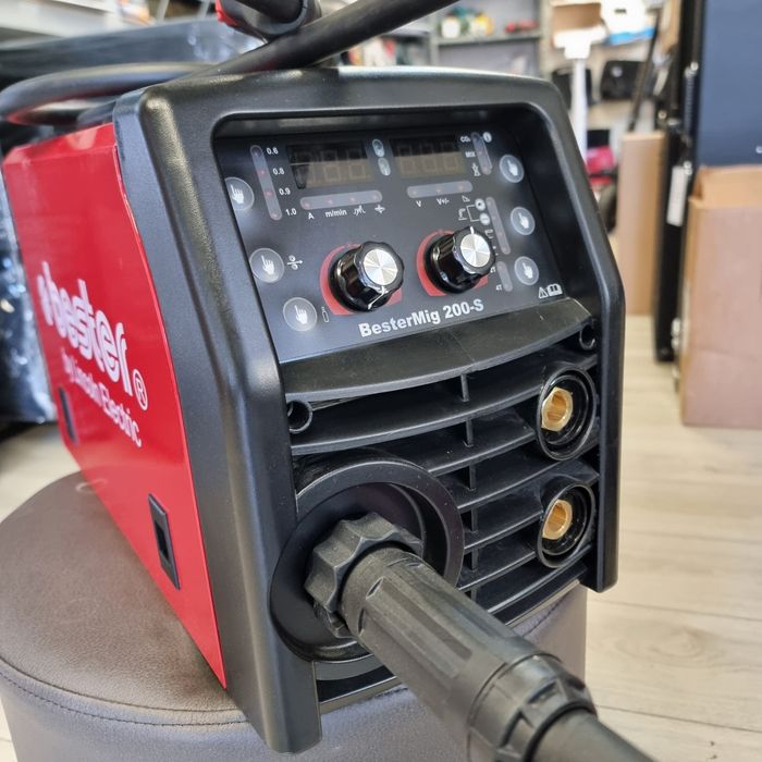 Amanet F28: Invertor sudura BestMig 200-s MIG/MAG/MMA/LIFT TIG