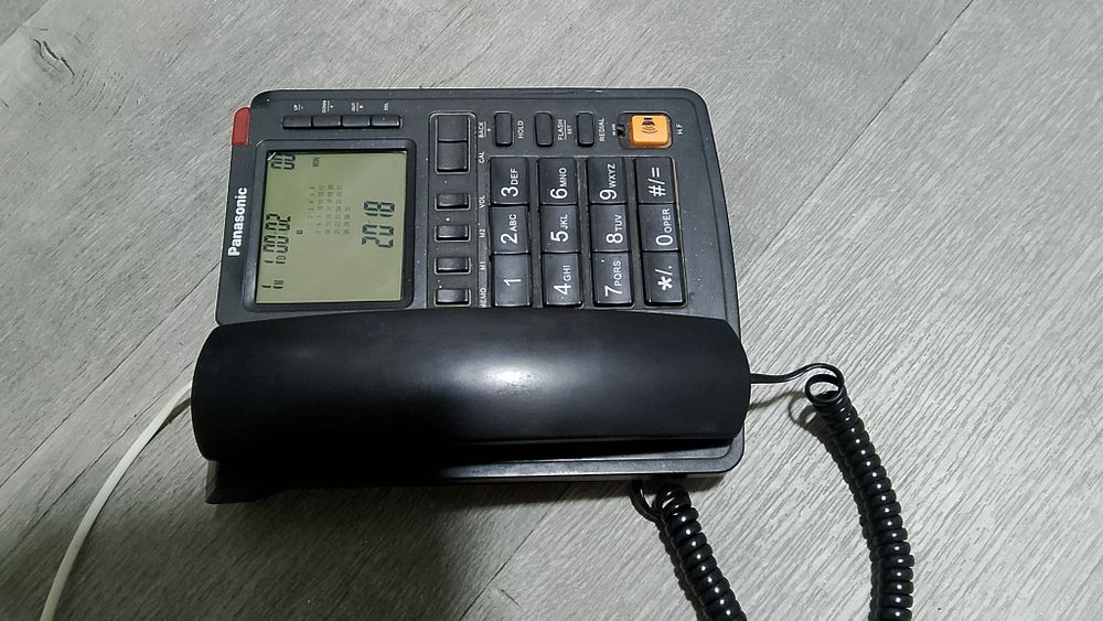 Домашний телефоны в отличном состоянии ориентир за каналом