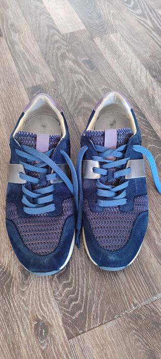 Маратонки Geox номер 38