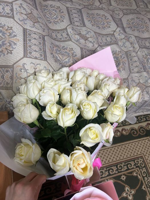 Цветы метражные свежие