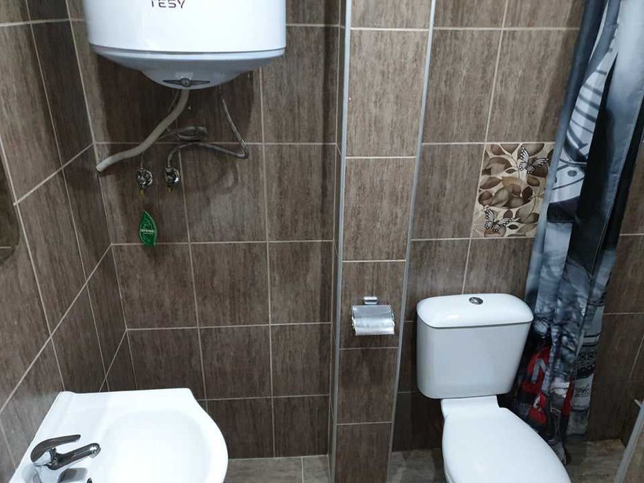 Дава се под наем Двустаен апартамент в Бургас, Възраждане - 78 кв.м за 102 € - Снимка #6