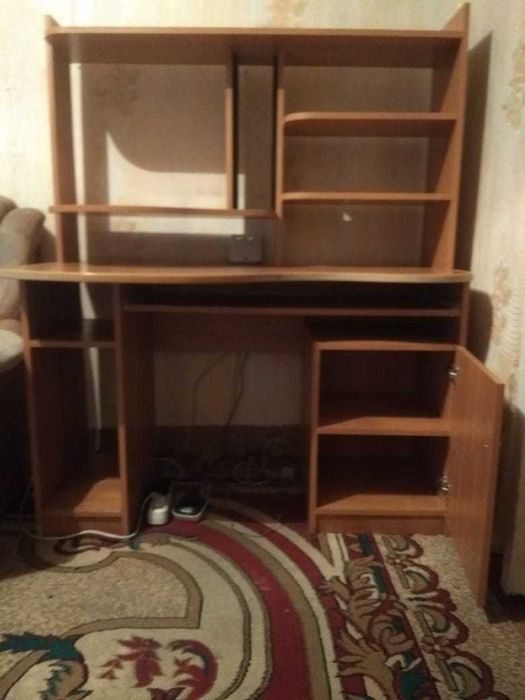 Компьютерный стол